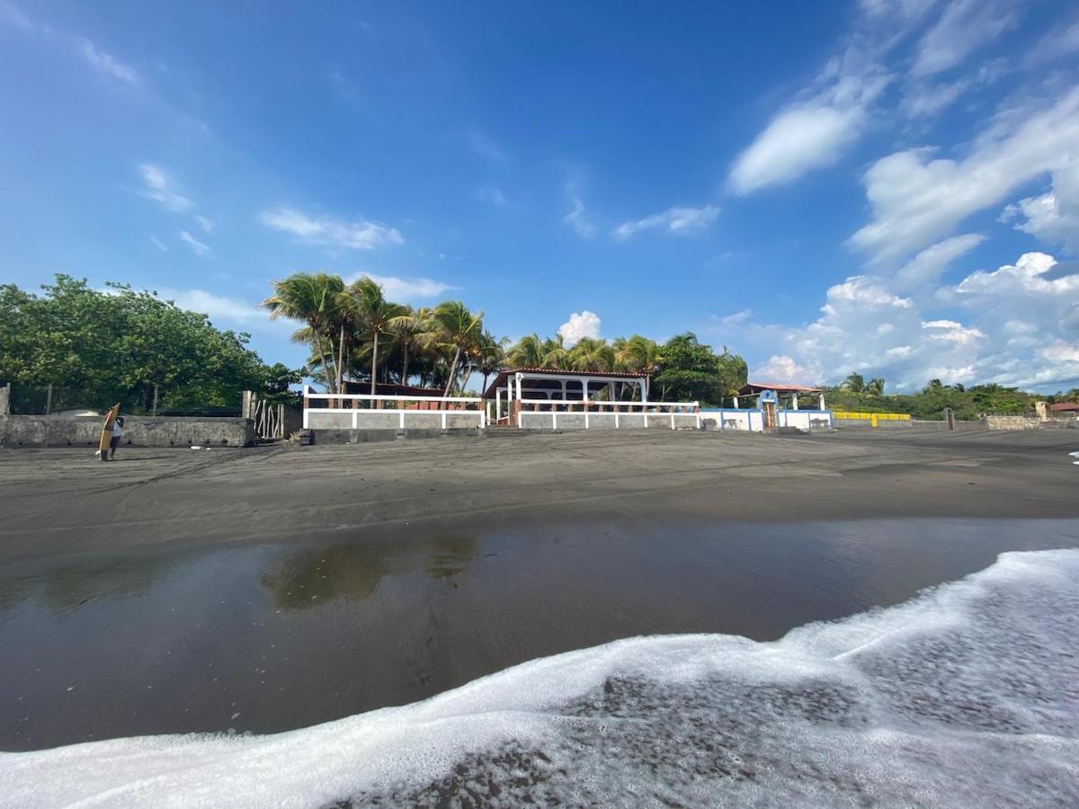 Solid Surf Camp Hostel Nicaragua Transito المظهر الخارجي الصورة
