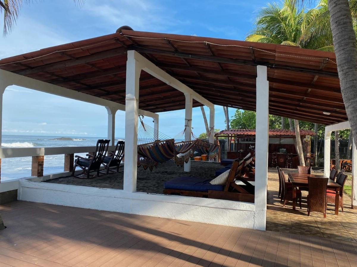 Solid Surf Camp Hostel Nicaragua Transito المظهر الخارجي الصورة