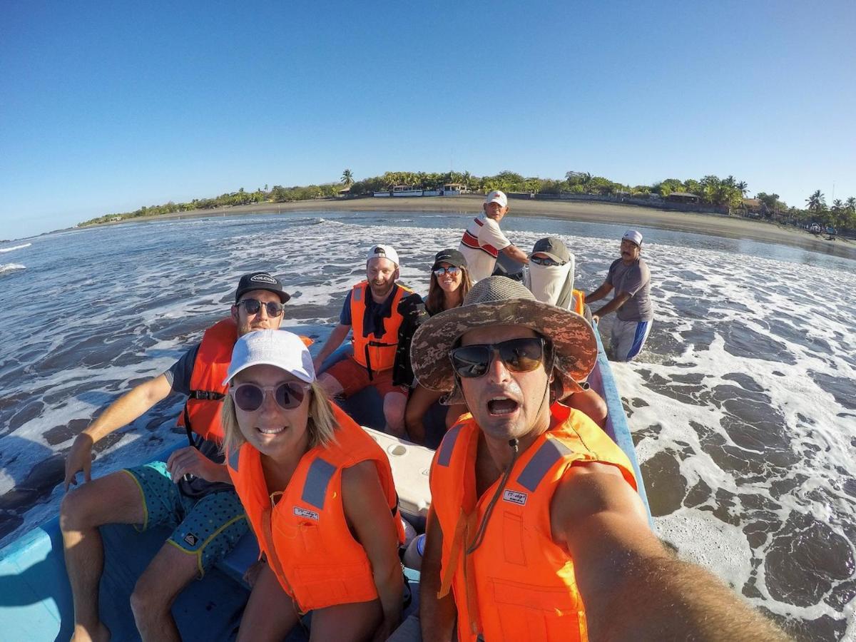 Solid Surf Camp Hostel Nicaragua Transito المظهر الخارجي الصورة